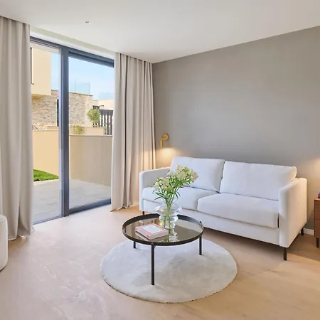 Hébergement de vacances Petram Deluxe With Rooftop Pool-4 By Interhome Savudrija